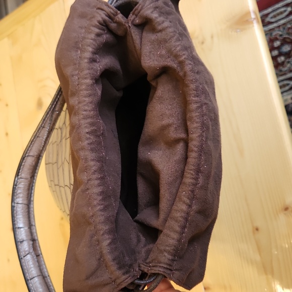 PRATESI Firenze Italian Leather Croco Bucket Bag - Picture 12 of 17